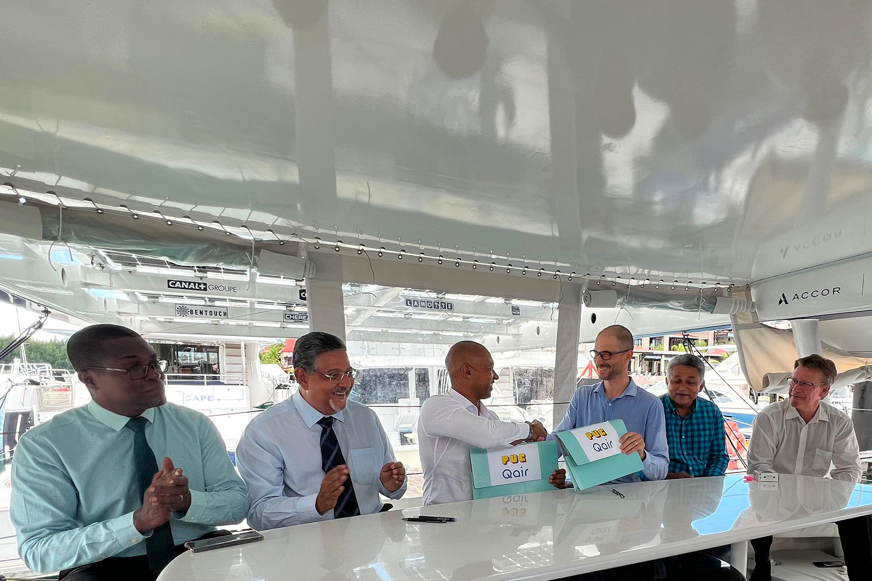 Picture of seychelles' first floating solar ppa signature